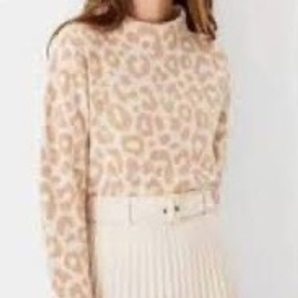 J McLaughlin Animal Print Mock Neck Sweater Small Tan Cream Leopard Cotton Modal